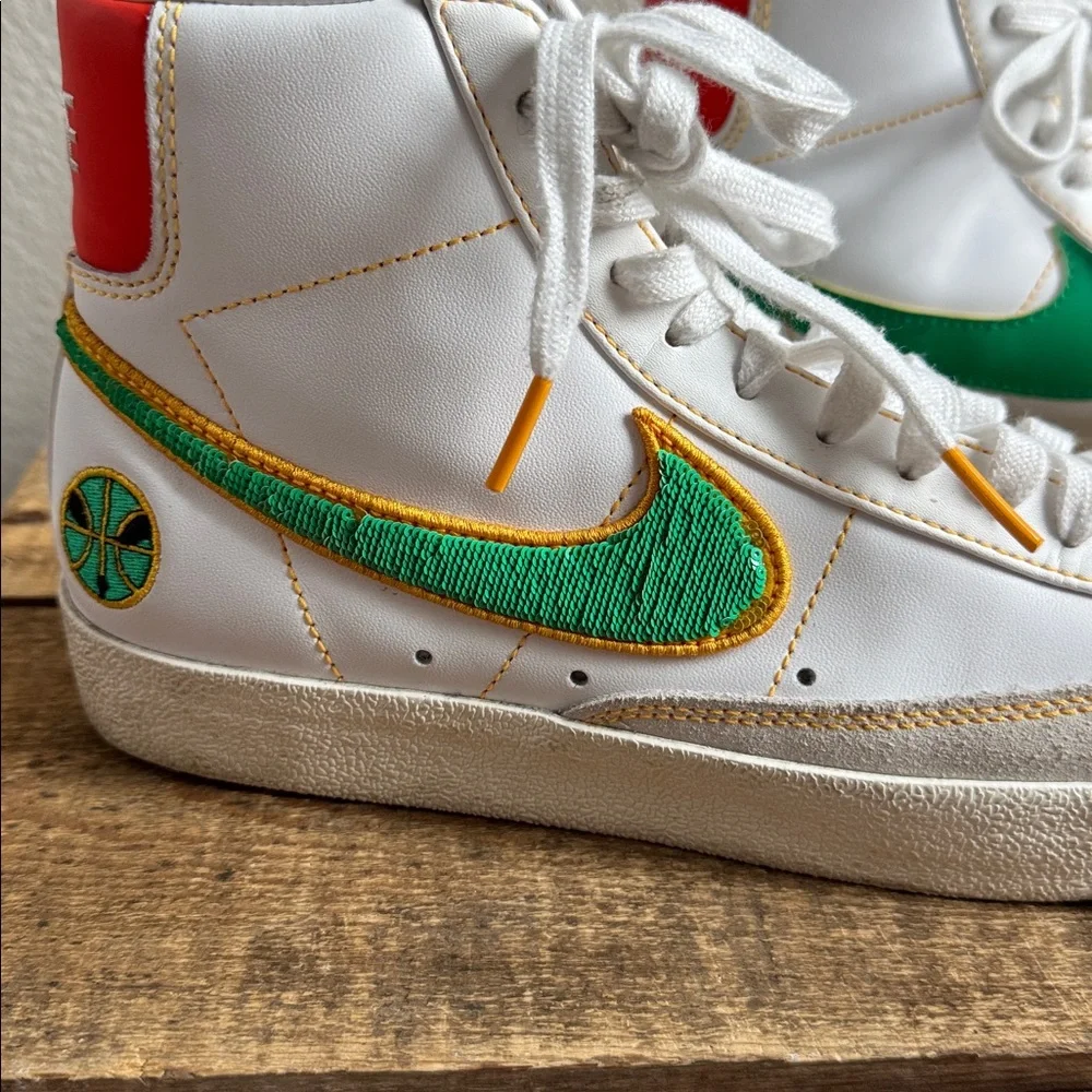 Nike Blazer Mid 77 Raygun Reversible Sequin Lace Up Sneaker size women’s 7.5 - Picture 4 of 9